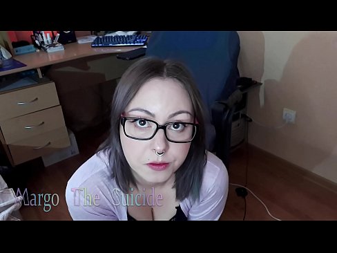❤️ Секси девојка со наочари длабоко го цица дилдото на камерата Ебате видео кај нас mk.camporner.top ❤